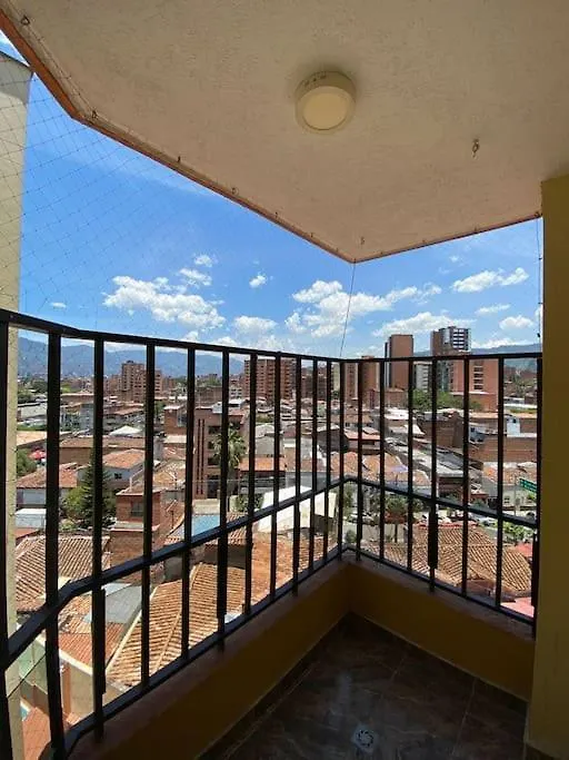 Los Duques En Medellin, Es Un Lindo Alojamiento Entre Laureles Y Estadio 0*,  Colômbia